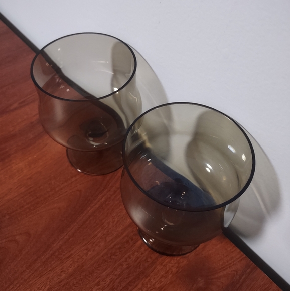 Set Of 2 Smoke Brown Tulip Shaped Goblets With Clear Stem - Picture 3 of 6